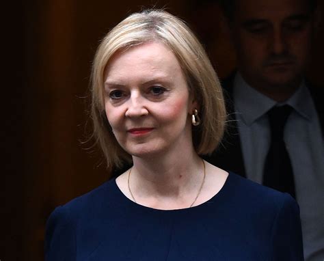 Quem é Liz Truss primeira ministra do Reino Unido que renunciou ao