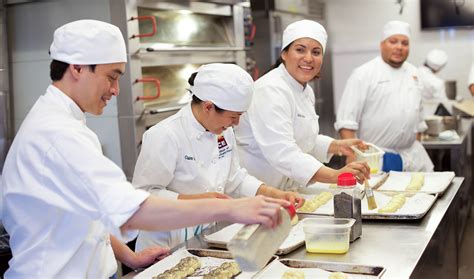 Pastry And Baking Arts Program Ny And La Institute Of Culinary Education