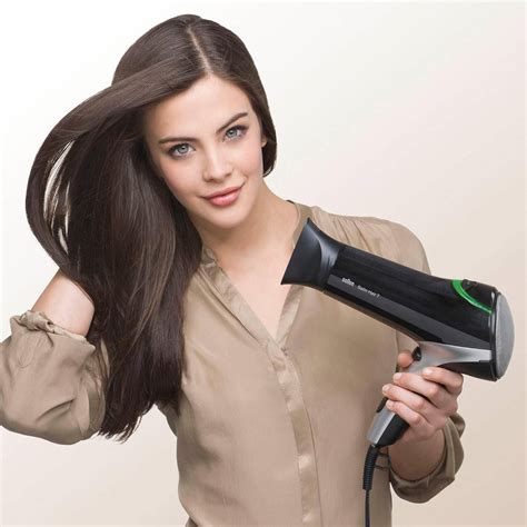 Braun Satin Hair 7 HD 710 Dryer With IonTec And Protect Technology