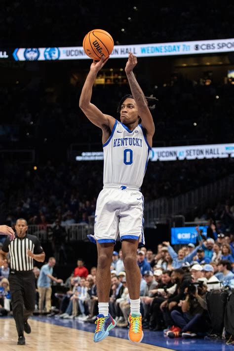 Rob Dillingham Helps No Kentucky Top No North Carolina Reuters