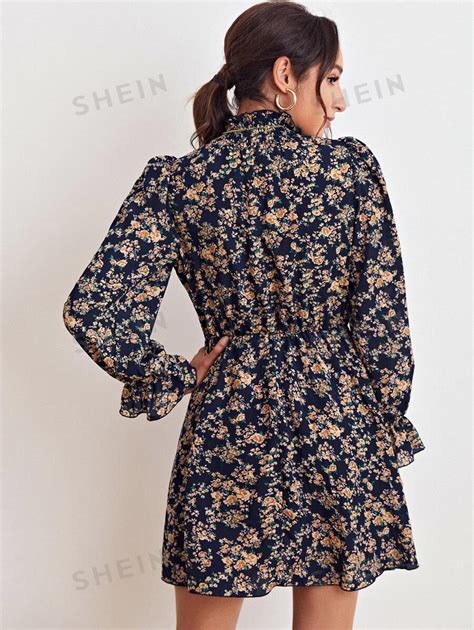 Shein Privé Floral Dits Malhado Gola Manga De Encampanada Vestido Sem