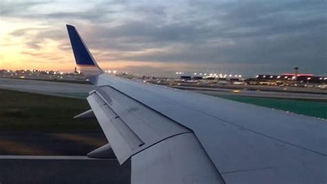 United Airlines B757 300 Sunset Takeoff From Chicago O Hare YouTube