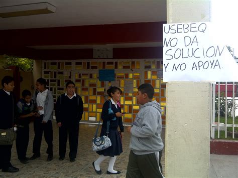 Padres De Familia Toman Instalaciones De La Escuela Primar Flickr