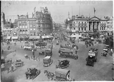 Piccadilly Circus City Of Westminster London 1911 Creator Unknown