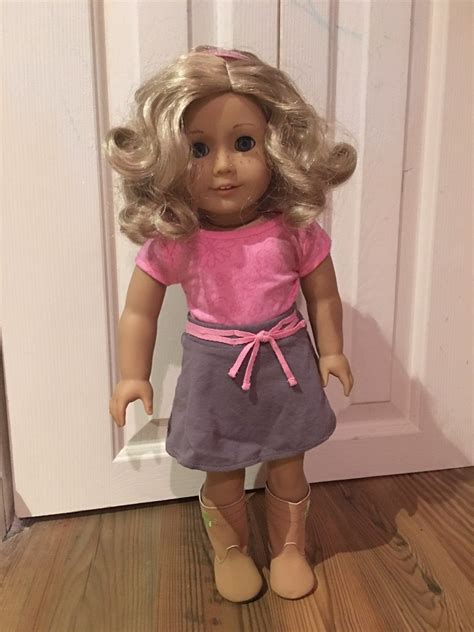 Truly Me Doll 56 Has Short Curly Blonde Hair Blue Eyes And Freckles