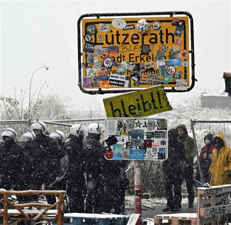 Polizei macht sich Bild von der Lage in Lützerath WELT