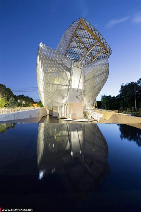 Aménagement De La Fondation Louis Vuitton Iucn Water