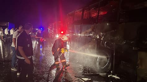 Malatyada Yolcu Otob S Alev Alev Yand Son Dakika Haberleri