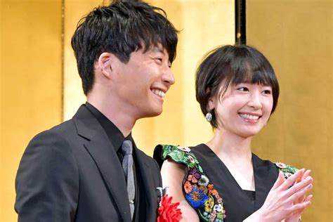 星野源＆新垣結衣は、なぜ「コロナ禍」にあえて結婚を決断したのか？ Ecナビ