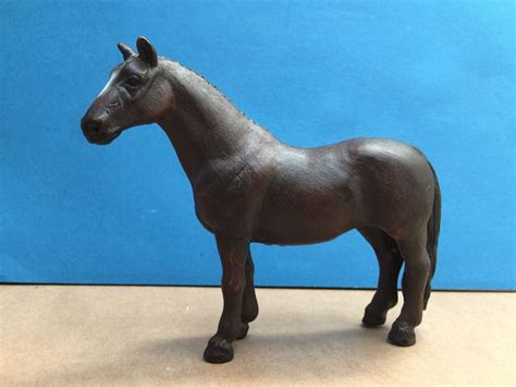 Schleich 13227 Hannoveraner Stute Pferd | Kaufen auf Ricardo