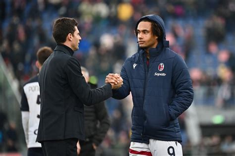 Mercato PSG Joshua Zirkzee répond cash à lintérêt du Paris SG