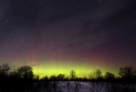 Rare Red Aurora Borealis Makes Appearance Over Earth; Astronaut’s ...