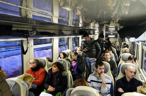 La Nostra Inchiesta Sui Treni Dei Pendolari E Le Stazioni Scriveteci