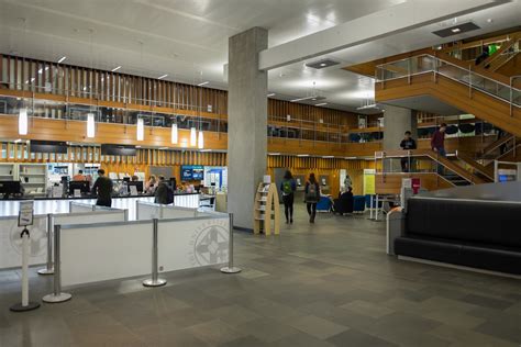 University Of Edinburgh Main Library Sir Basil Spence Glo Flickr