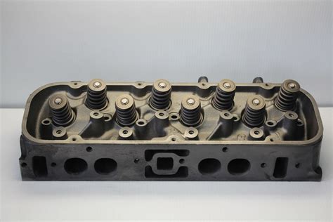 Cylinder Heads GM 7 4L 454 Cid 91 00 Marine Cylinder Head