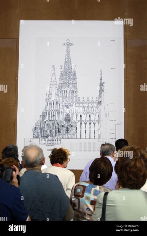 Sagrada Familia Gaudi Drawing Hi Res Stock Photography And Images Alamy