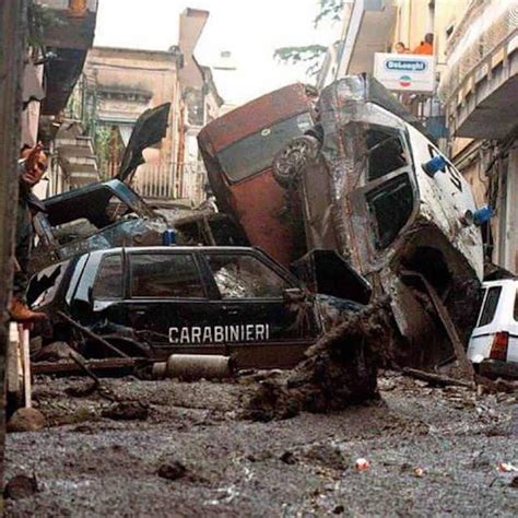 Il Maggio La Devastante Alluvione Di Sarno Vittime Per Le