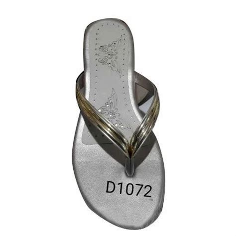 Ladies Casual Leather Slippers Size 6 7 And 8 Uk At ₹ 175pair In New