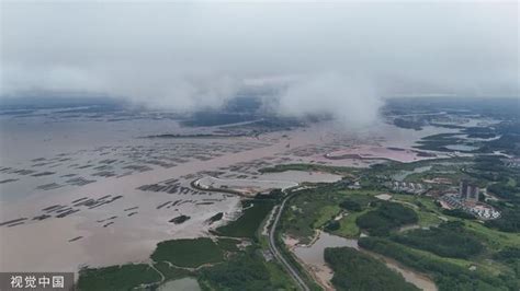 广西特大暴雨雨强破纪录 钦州滑动60分钟雨量204 7毫米 新浪图片