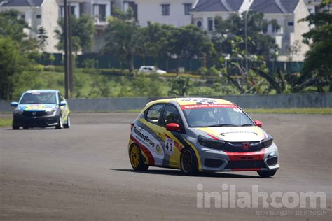 Foto Aksi Balap OMR Honda Brio Speed Challenge 2023 Di Sirkuit Sentul