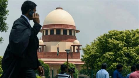 Supreme Court To Set Up Vacation Bench During 7 Day Holi Break To Hear