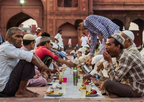 Unik Tradisi Piknik Iftar Saat Ramadan Di India Intip Tradisi Unik