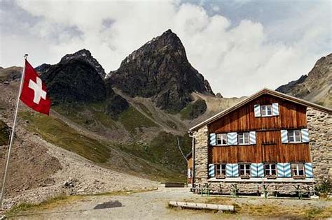 Großer Piz Buin South Route : Climbing, Hiking & Mountaineering ...