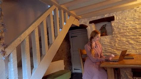 EMBARRASSED NAKED FEMALE Clips Sale