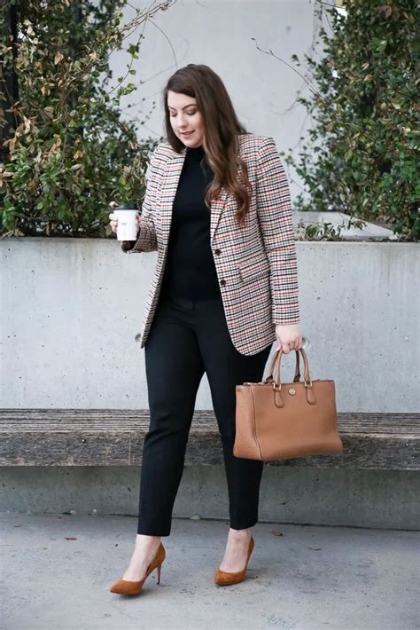 Styling A Brown Plaid Blazer The Docket Blazer Outfits For Women