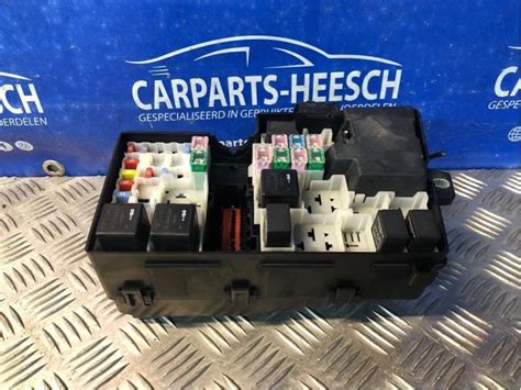 Fuse Box Volvo S40 1 6 D 16v 8688040 Volvo Carparts Heesch