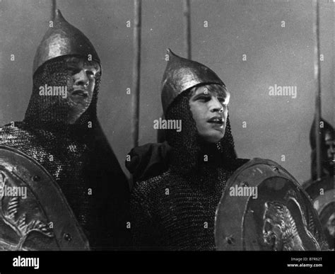 Aleksandr Nevsky Aleksandr Nevskiy Year: 1938 USSR Director : Serguei ...