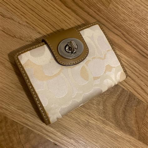 Vintage Coach Wallet No Major Wear The Colors A Depop