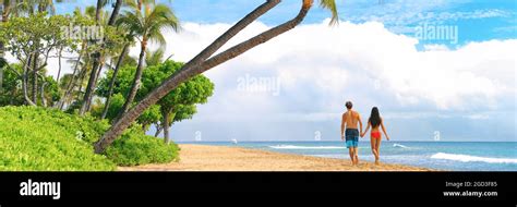 M Dchen Von Hinten In Bikini Fotos Und Bildmaterial In Hoher Aufl Sung Alamy