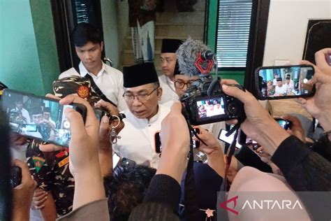 Gus Yahya Yang Meragukan Khofifah Tidak Pernah Jadi Pengurus NU