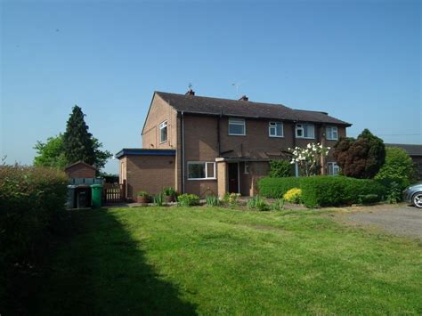 3 Bed Property To Rent In Humble Bee Cottage Calveley Hall Lane