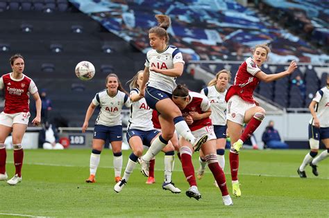 Tottenham Women Arsenal Spurs Fall Again In North London Derby