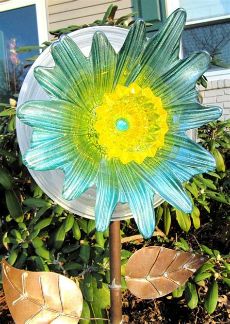 Glass Art Garden T Glass Plate Flower Yard Art Home Etsy Glass