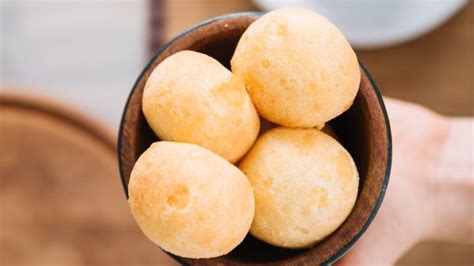 Pãozinho de mandioquinha Ana Maria ensina receita sem glúten e lactose