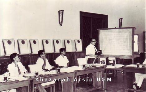 27 Desember 1971 Arsip UGM