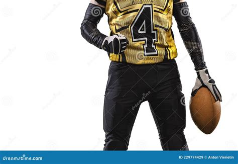 Retrato Recortado De Um Jogador De Futebol Americano Profissional Em