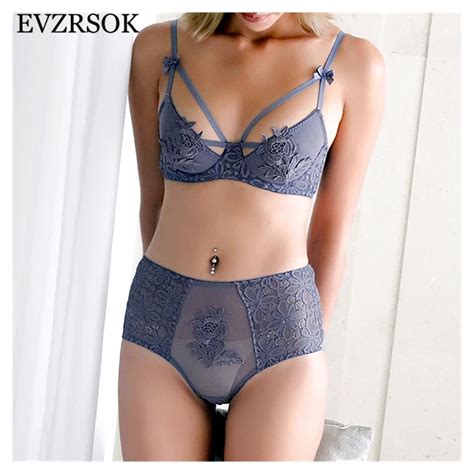 New Europe Lace Lingerie Set Embroidery Brassiere Flowers Sexy