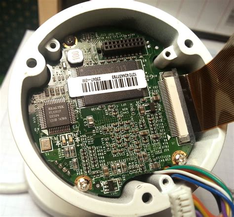 Hikvision DS-2CD2032-I teardown - IP/Megapixel Cameras and Software ...