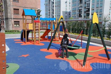 Parques infantiles con color y muy originales. | Playground, Public ...