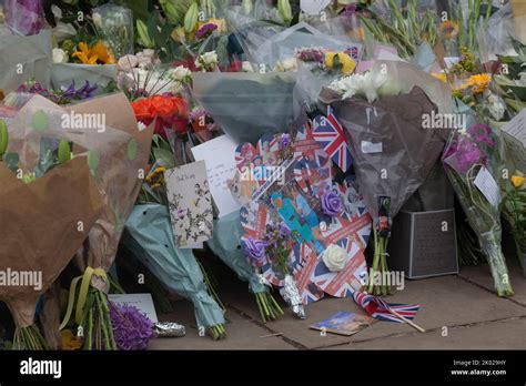 Muerte De La Reina Isabel Ii Fotografías E Imágenes De Alta Resolución Alamy