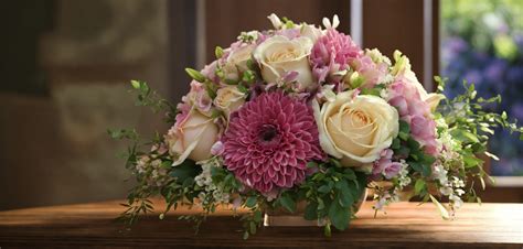 Lexica Wedding Flowers D