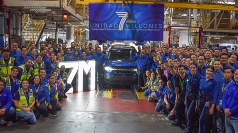 Celebra Ford planta Hermosillo la producción de su unidad 7 millones