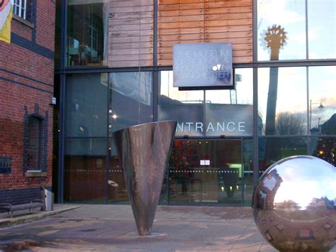 Free Stock photo of Entrance to the Manchester Museum | Photoeverywhere