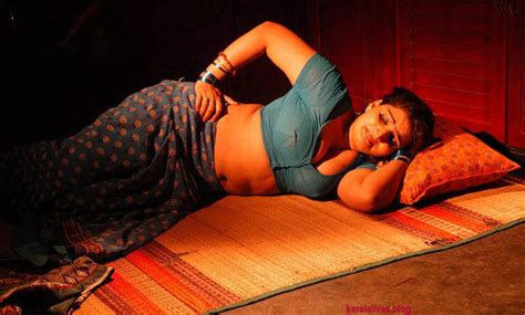 Hot And Spicy Mallu Actress Sexy Stills In Thalapulla Tamil Movie 2011 Celebrity Spicy Girls