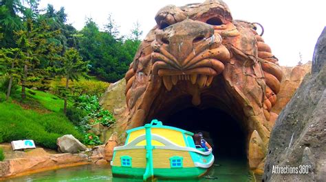 K Disneyland Paris Storybook Land Canal Boat Ride Le Pays Des