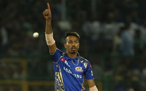 IPL 2019: Hardik Pandya joins Mumbai Indians pre-season camp